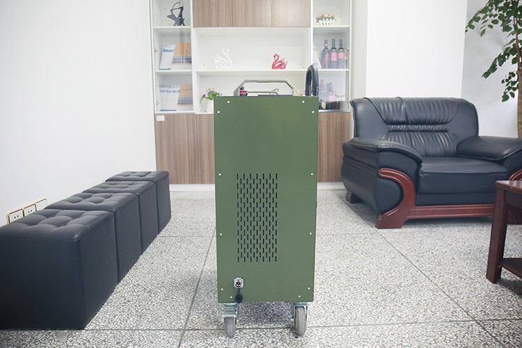 200W Luggage Type Laser Cleaning Machine 200W Luggage Type Laser Cleaning Machine