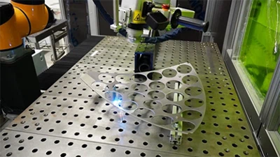 Anwendungsforschung der Laserreinigung und Oberflächenaufaugung