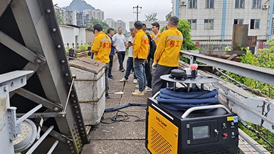 Die maßgeschneiderte Laserreinigungslösung von Chengdu MRJ-Laser hilft Liuzho...