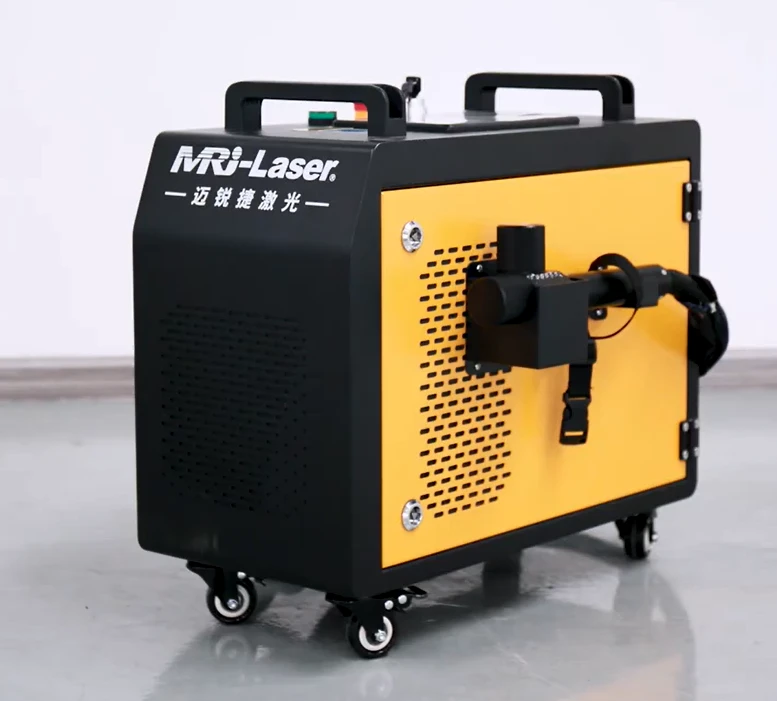 Tragbare 200-W-Laserreinigungsmaschine zum Entfernen von Möbellack: Die ideale Lösung für den Heimgebrauch