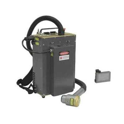 Neu eingetroffen: 300 W Impulslaser-Reinigungsmaschine im Rucksack-Stil zum Entfernen von Beschichtungen.